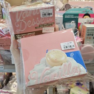 （分類：）位於 。 由 rush_kcosmetics 提交（商品編號 1455842815，圖片 1）。簡介： 。