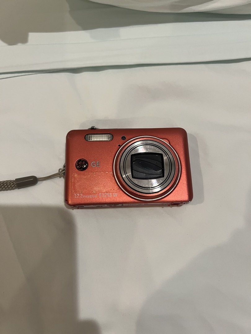 GE 3500W DIGICAM (Category: Cameras) located in Manila. Submitted by alliethrift (Listing ID 1455794871, Image 1). Description: with charger, no sd card dm for more pics! digicam vintage camera cheap retro thrifted digital camera general electronics camera digicam vhs indie 80s y2k mcbling camera.