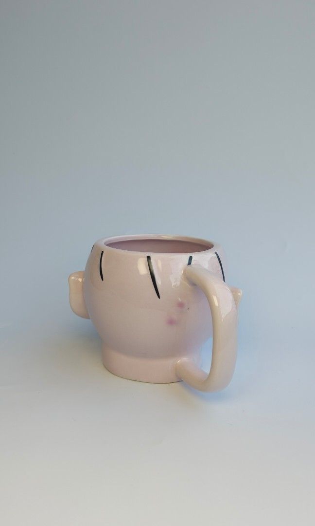 Gollum 3D mug (Category: Coffee & Tea Tableware) located in Cavite. Submitted by phtmt (Listing ID 1455790456, Image 3). Description: These are factory pull-out items, so minor imperfections or flaws may be present. Please manage your expectations..
