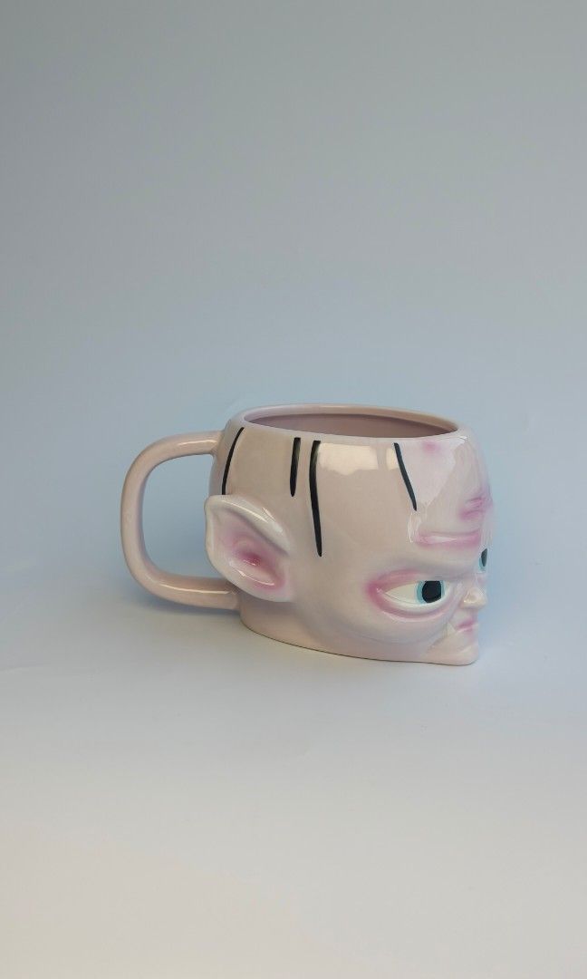 Gollum 3D mug (Category: Coffee & Tea Tableware) located in Cavite. Submitted by phtmt (Listing ID 1455790456, Image 2). Description: These are factory pull-out items, so minor imperfections or flaws may be present. Please manage your expectations..