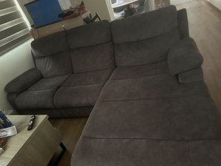 (Category: ) located in . Submitted by 88kat (Listing ID 1455721760, Image 1). Description: .
