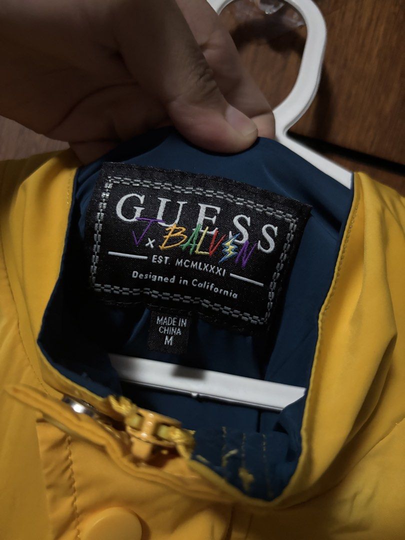Guess x J. balvin Vibras Windbreaker Jacket (Category: Coats, Jackets and Outerwear) located in Muntinlupa City. Submitted by kdloading (Listing ID 1455733056, Image 3). Description: Guess x J.Balvin Vibras collaboration Rare jacket Oversize fit .
