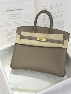 （分類：）位於 。 由 santini_luxury 提交（商品編號 1455774138，圖片 1）。簡介： 。