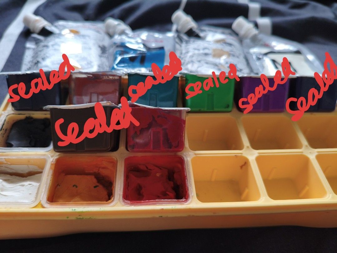 Decluttering HIMI MIYA Gouache Paint Set (Category: Art & Prints) located in Rizal. Submitted by cc_xixi (Listing ID 1455754921, Image 2). Description: - Set of 16 HIMI MIYA gouache paints - Some colors still sealed lp 100ml: Medium yellow and Acid Blue pouch Never used Light tan Barely used.