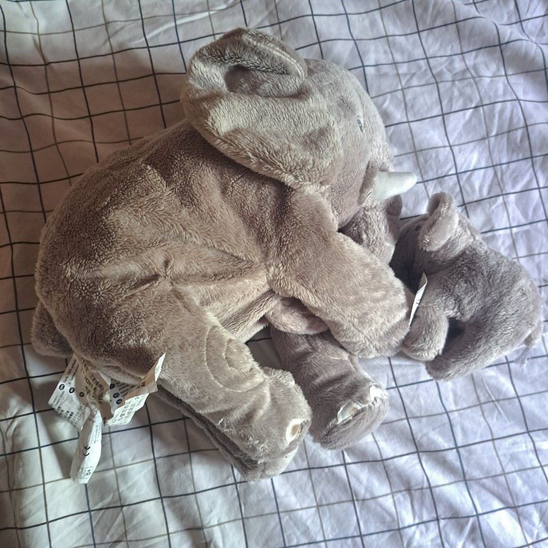 IKEA KLAPPAR ELEFANT Plush Toy (Category: Plushies & Soft Toys) located in M'Lang. Submitted by ardinelle.finds (Listing ID 1455799302, Image 1). Description: Feel free to check my listings ~♪ I am willing to give discounts when you buy multiple items 🌱 Location: North Cotabato, Mindanao Couriers accepted: Flash Express, LBC, J&T please don't hesitate to message me for questionsꉂꉂ(ᵔᗜᵔ◍).