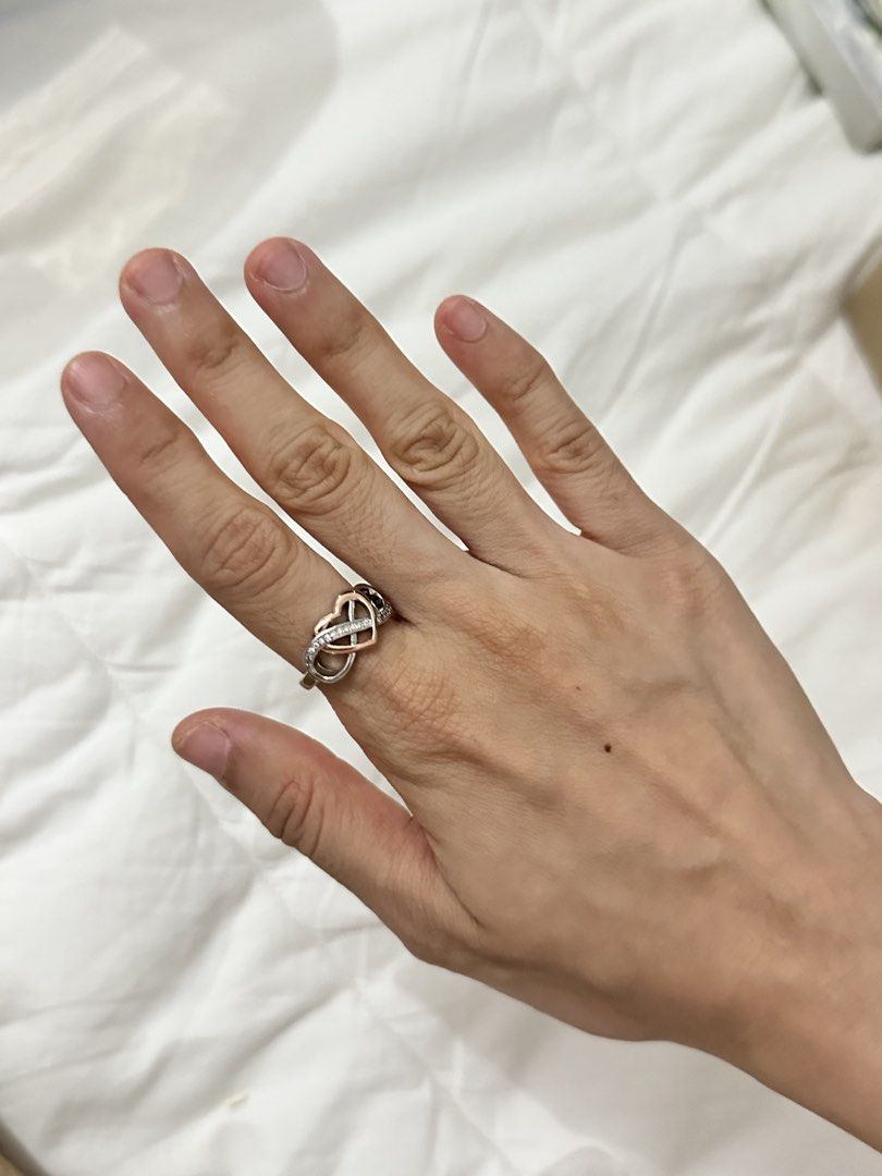 Infinity Ring (Category: Other Accessories) located in Dungun. Submitted by zeal.akaza (Listing ID 1455823146, Image 1). Description: • never used • size 6 • comes with box.