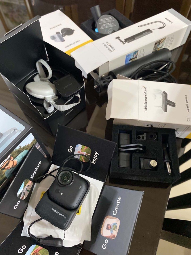 Insta 360 go ultra bundle creator (Category: Video Cameras) located in Manila. Submitted by luckydragon.c41aee (Listing ID 1455762220, Image 3). Description: ✨ Insta360 GO Ultra Creator Bundle — For Sale! 📸 📌 Slightly Used • Well Maintained 📌 Creator Bundle — Complete Set 📌 Great condition — ready to use! 🎥 Perfect for vlogging, travel, TikTok, reels, content creation & everyday memories. ❤️ 💰 Selling Price: ₱24,500 📍 Meet-up/Location: San