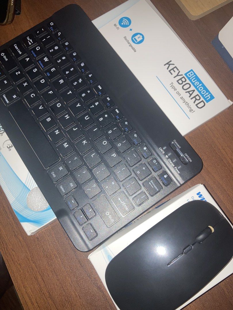 Wireless/Bluetooth Magnetic Keyboard (All black) (Category: Computer Keyboard) located in Quezon City. Submitted by bachendorff (Listing ID 1455826741, Image 1). Description: Bluetooth keyboard Brand new condition no issues rfs: decluttering.