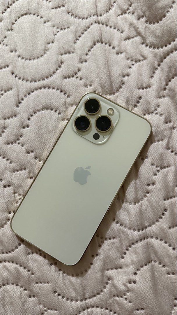 iphone 13 pro (Category: iPhone 13 Series) located in Manila. Submitted by kathnesse01 (Listing ID 1455840232, Image 1). Description: 📱 iPhone 13 Pro 256GB (Gold ✨) ☘️ First owner 🍀 Purchased from Power Mac Center ☘️ No SIM restrictions 🍀 No scratches / well-maintained ☘️ 256GB storage 🍀 Includes original charging cable ☘️ Face ID & other functions working properly 🍀 Battery Health: 68% ☘️ Minor issue: 3× camera sometimes needs a little time