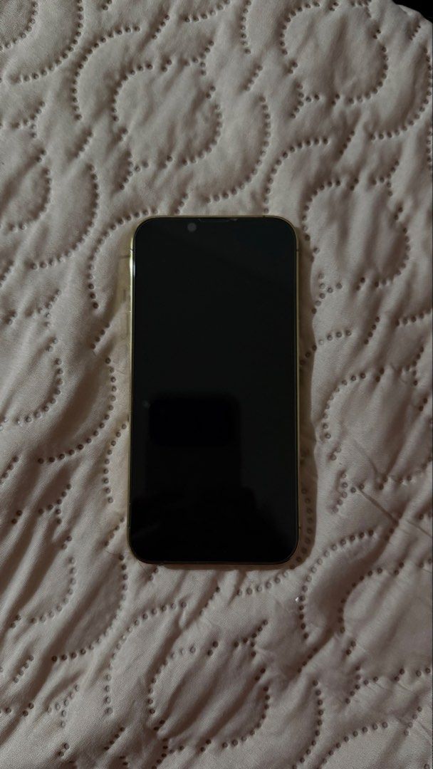 iphone 13 pro (Category: iPhone 13 Series) located in Manila. Submitted by kathnesse01 (Listing ID 1455840232, Image 2). Description: 📱 iPhone 13 Pro 256GB (Gold ✨) ☘️ First owner 🍀 Purchased from Power Mac Center ☘️ No SIM restrictions 🍀 No scratches / well-maintained ☘️ 256GB storage 🍀 Includes original charging cable ☘️ Face ID & other functions working properly 🍀 Battery Health: 68% ☘️ Minor issue: 3× camera sometimes needs a little time