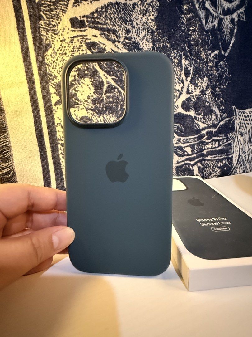 iPhone 16 Pro Silicone Case with Magsafe - Lake Green (Category: Cases & Sleeves) located in Quezon City. Submitted by lunalivie (Listing ID 1455765974, Image 2). Description: Authentic, bought from powermac, used once.