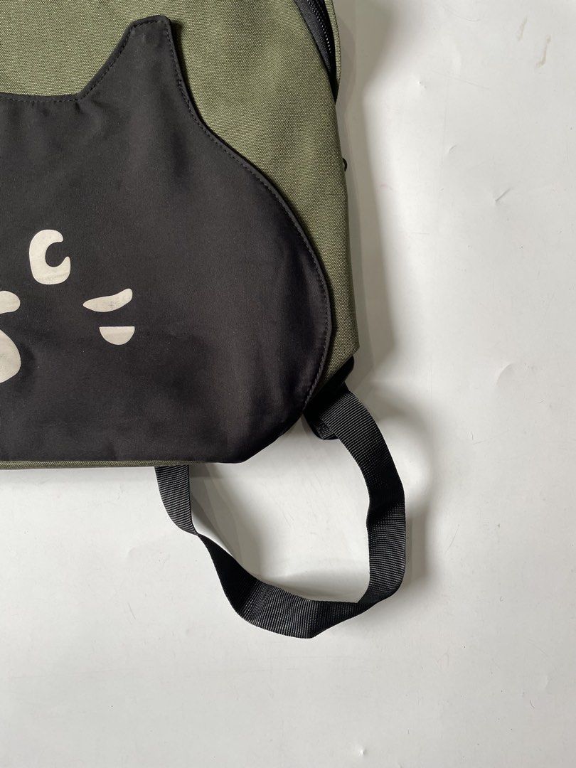 Issey Miyake Ne-net Olive green Backpack (Category: Backpacks) located in Baguio. Submitted by chronicles_cache (Listing ID 1455735178, Image 2). Description: Condition: Great Issue: None Width: 15 Inches Length: 16 Inches shoot your offer .