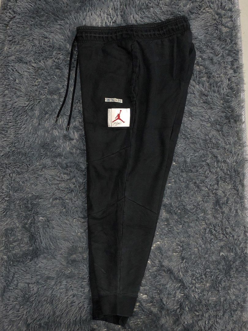 Jordan Flight (Category: Joggers) located in Manila. Submitted by raremountain00 (Listing ID 1455840283, Image 1). Description: Authentic Excellent condition No issue wash lang.