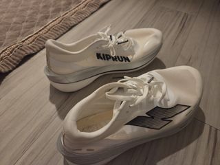 （分類：）位於 。 由 cruzrai 提交（商品編號 1455845137，圖片 1）。簡介： 。