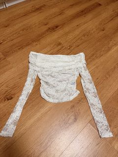 (Category: ) located in . Submitted by closettdeclutters (Listing ID 1455837507, Image 1). Description: .