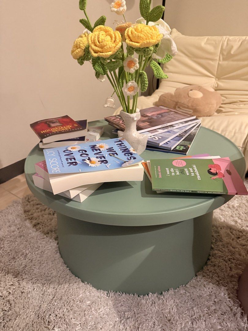 Large Green Coffee Table - Modern Round Design (Category: Tables & Sets) located in Mandaluyong City. Submitted by riz_040521 (Listing ID 1455801740, Image 2). Description: Pre-loved cute table - Large, round coffee table - Lovely sage green color - Modern, minimalist design - Ideal for small apartments or living rooms - Sturdy construction with a smooth finish - Easy to assemble.