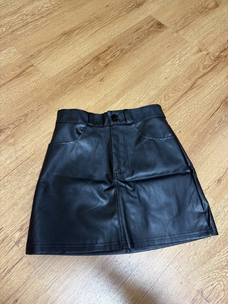 Leather skirt (Category: Skirts) located in Mandaluyong City. Submitted by closettdeclutters (Listing ID 1455828516, Image 1). Description: Brand new just washed Xxs-xs.