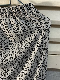 (Category: ) located in . Submitted by ntshxrose (Listing ID 1455834868, Image 1). Description: .