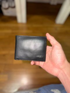 (Category: ) located in . Submitted by fashiontrend.my (Listing ID 1455836146, Image 1). Description: .
