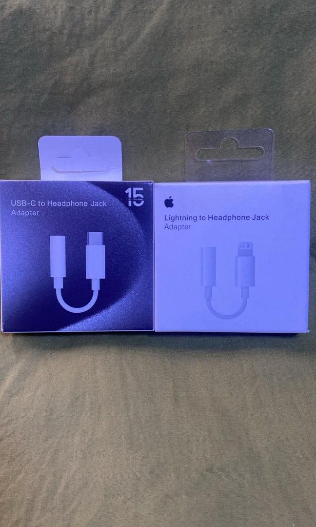 Lightning headphone jack adapter (Category: Headphones & Headsets) located in Manila. Submitted by pricious (Listing ID 1455773850, Image 1). Description: .
