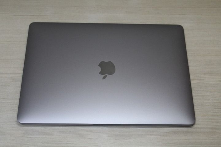 Macbook pro retina 13 i5 Touchbar (Category: Laptops & Notebooks) located in Pasay City. Submitted by Rsgadgets (Listing ID 1455714869, Image 3). Description: 𝟮𝟲𝗸 𝗼𝗻𝗹𝘆 𝗺𝗮𝗰𝗯𝗼𝗼𝗸 𝗽𝗿𝗼 𝗿𝗲𝘁𝗶𝗻𝗮 𝟭𝟯 Macbook Pro retina 13 i5 Touchbar - 2ND HAND our price 26k only -Touchbar -Thunderbolt x 2 -2020 year model -Cycle count 174 only -99% smooth very fresh unit -Intel Core i5 1.4ghz to 3.9ghz -13.3inch Retina ( 2560X1600)display -RAM 8GB