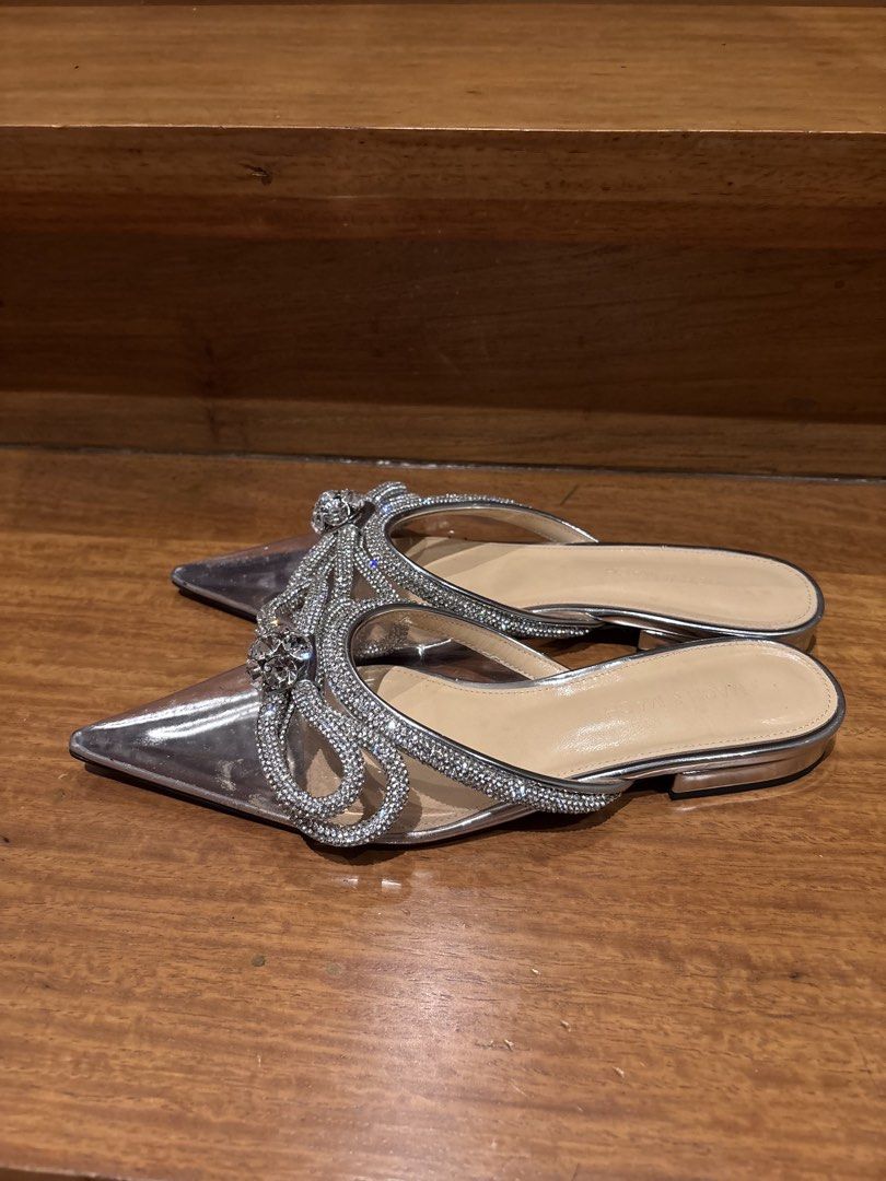 Mach & Mach Double Bow Glitter Flats/Slippers (Category: Slippers and slides) located in Pasig City. Submitted by d_cluttered (Listing ID 1455735215, Image 2). Description: Only used for a few events! Still slightly negotiable but no lowballing. RFS: major decluttering .