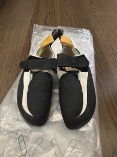 (Category: ) located in . Submitted by astroninja (Listing ID 1455770196, Image 1). Description: .