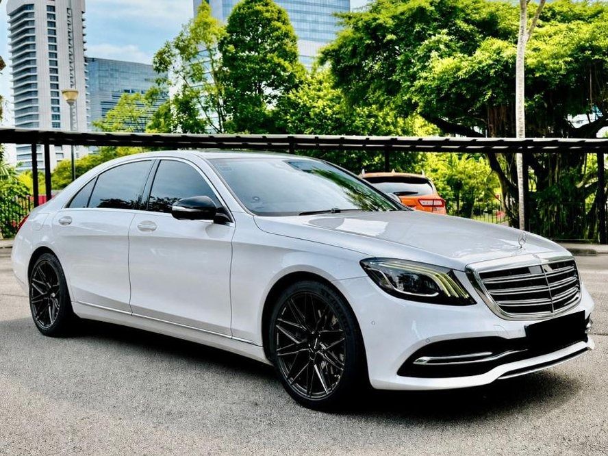Mercedes-Benz S-Class S320L (A) (Category: Used Cars) located in Singapore. Submitted by m_macztech (Listing ID 1455691748, Image 3). Description: ➡️ Features 3L bi-turbo V6 engine producing 268bhp & 400nm, paired to a 7g-tronic plus gearbox. 0-100km/h in 6.8 seconds. Silky smooth airmatic suspension ℹ️ Accessories Keyless go, Burmester sound, ambient lights, 12.3" screens, 19" multi spoke rims, all 4 electric seats w/ memory, 4 zone climate, par