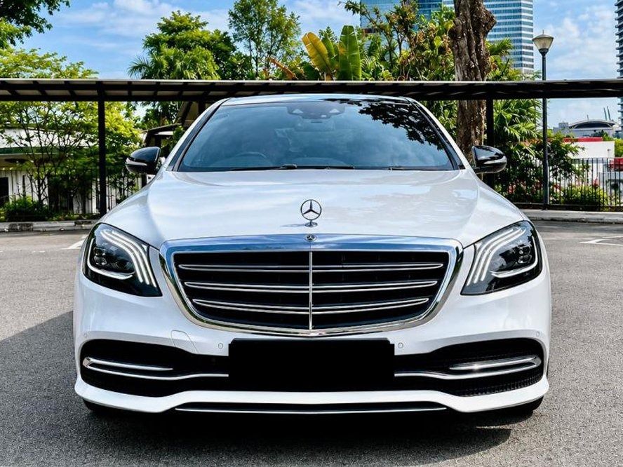 Mercedes-Benz S-Class S320L (A) (Category: Used Cars) located in Singapore. Submitted by m_macztech (Listing ID 1455691748, Image 1). Description: ➡️ Features 3L bi-turbo V6 engine producing 268bhp & 400nm, paired to a 7g-tronic plus gearbox. 0-100km/h in 6.8 seconds. Silky smooth airmatic suspension ℹ️ Accessories Keyless go, Burmester sound, ambient lights, 12.3" screens, 19" multi spoke rims, all 4 electric seats w/ memory, 4 zone climate, par