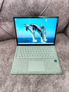(Category: ) located in . Submitted by mrbudgetlaptop00 (Listing ID 1455733815, Image 1). Description: .