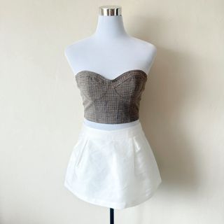 (Category: ) located in . Submitted by rosywardrobe (Listing ID 1455751779, Image 1). Description: .