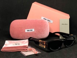 (Category: ) located in . Submitted by krbm_store (Listing ID 1455830899, Image 1). Description: .