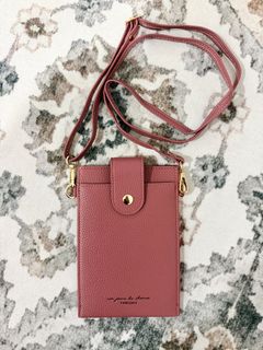 (Category: ) located in . Submitted by preloved_bylittleayden (Listing ID 1455827467, Image 1). Description: .