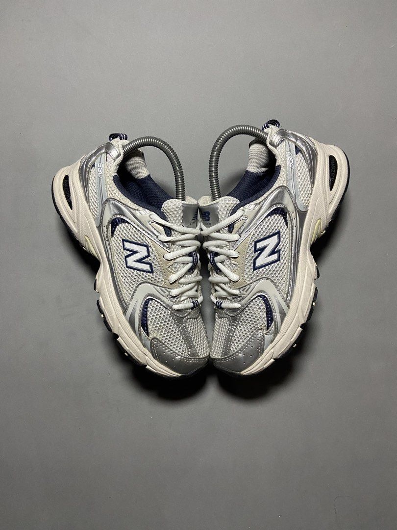 New Balance 530 Metallic Silver (Category: Sneakers) located in Iligan City. Submitted by strideph (Listing ID 1455772967, Image 2). Description: New Balance 530 Metallic Silver Size: 6.5 US W / 37.5 EUR / 23 CM Condition: Very Good 1499 only DM📩.