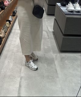(Category: ) located in . Submitted by eydaapreloved (Listing ID 1455712868, Image 1). Description: .