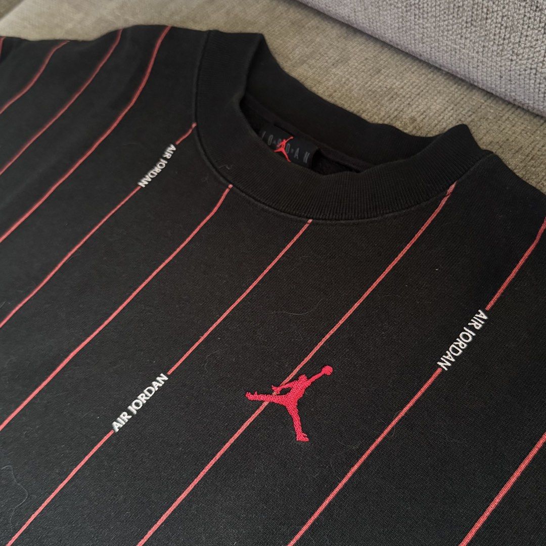 Nike Air Jordan Vertical Stripes Round Neck Pullover Long Sleeves (Category: Coats, Jackets and Outerwear) located in Quezon City. Submitted by whippah (Listing ID 1455783304, Image 3). Description: Semi oversized, fits S to L.