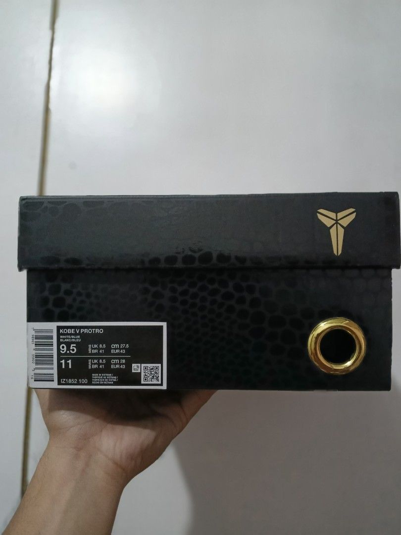 Nike Kobe V Protro (Category: Sneakers) located in Muntinlupa City. Submitted by airusanity (Listing ID 1455701103, Image 2). Description: - Nike Kobe V Protro - Colorway: Caitlin Clark PE "Coconut Milk" - Size: US 9.5 / UK 8.5 / EU 43 - Includes original box - Ideal for playing basketball - condition: used once -GX Batch.