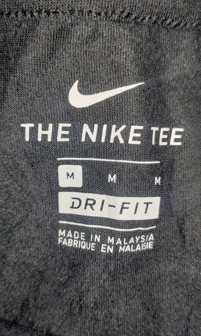 Nike sb (Category: Tshirts & Polo Shirts ) located in Cebu City. Submitted by vintage07 (Listing ID 1455779262, Image 2). Description: Nike sb Size med Brandnew with tag No issue 650+sf.