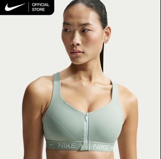 (Category: ) located in . Submitted by carms.closet (Listing ID 1455725253, Image 1). Description: .