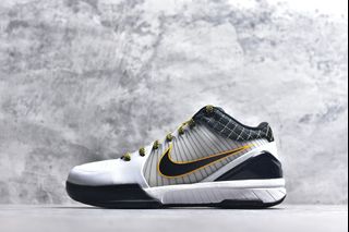 (Category: ) located in . Submitted by Outlet.Sneakers (Listing ID 1455705806, Image 1). Description: .