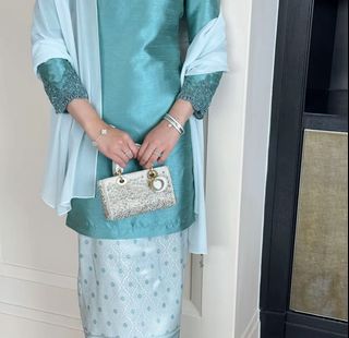 (Category: ) located in . Submitted by husna756 (Listing ID 1455853997, Image 1). Description: .