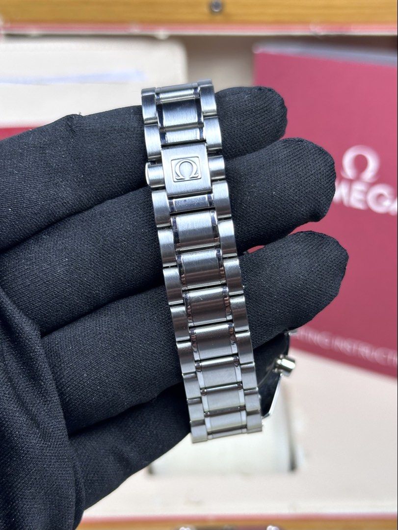 OMEGA SPEEDMASTER (Category: Luxury Watches) located in San Jose del Monte. Submitted by dg_timepieces (Listing ID 1455837796, Image 3). Description: FOR SALE 🏷️ OMEGA SPEEDMASTER Ref. 3513.53.00 ₱160k only •39mm Black Dial •Automatic Movement •Watch, Card & Presentation Box •9/10 Excelent Condition •Actual timepiece posted •100% Guaranteed Authentic •1 year service warranty Mode of payment Cash | Credit Card | Online Transfer Open for trades Lo