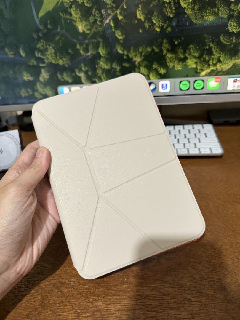Original Moft Dynamic Folio Case for iPad Mini 6 / iPad Mini 7 (Category: Cases & Sleeves) located in Manila. Submitted by razelysonn (Listing ID 1455834148, Image 2). Description: FIXED PRICE - non nego :) - limited color Location: Binondo mnl .