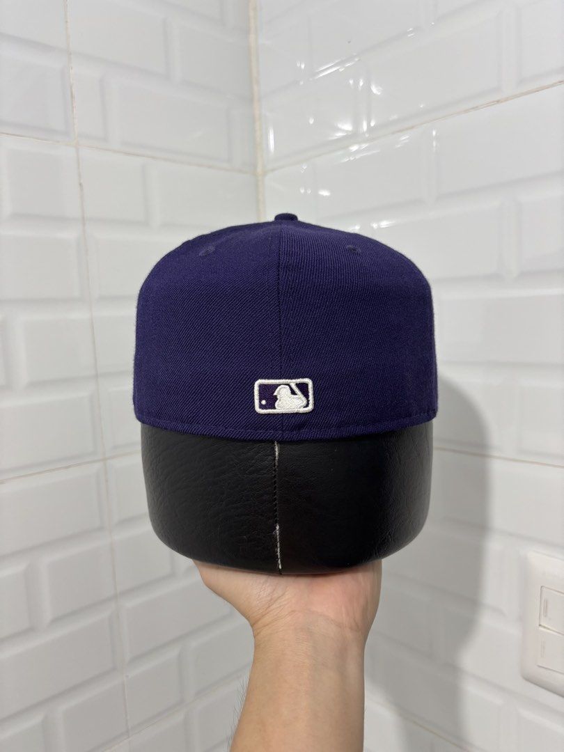 Original New Era Close Cap 💯 (Category: Caps & Hats) located in Tarlac. Submitted by outsource.psg (Listing ID 1455792246, Image 2). Description: Original New Era Close Cap 💯 NY Yankees (100% Wool) Size: 7 Like New (Pogi sa personal) P1099 + Shipping Dm Sure Buyer .