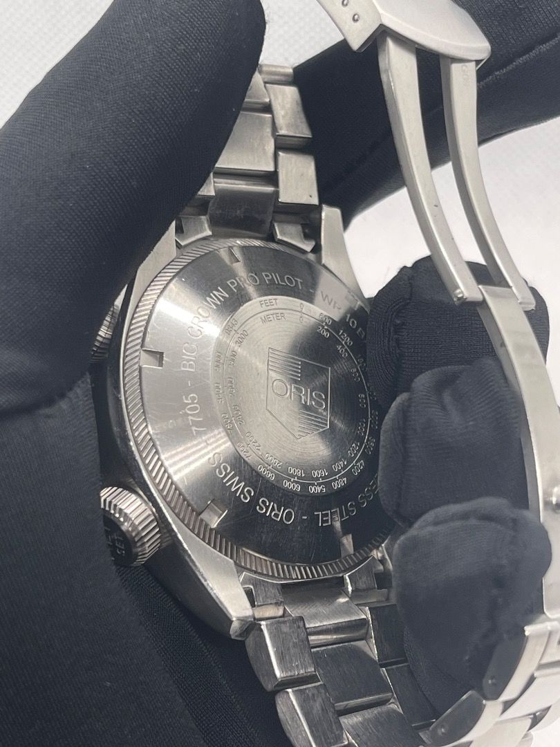 Oris Big Crown ProPilot Altimeter Automatic Watch (Category: Men's Watches) located in Cebu City. Submitted by watchgurucebu (Listing ID 1455748395, Image 3). Description: Oris Big Crown Pro Pilot Altimeter 01 733 7705 4134 Cool Altimeter Dial Rare Piece! Year: 2019 9/10 Mint Condition Complete Box and Papers! Local authorized dealer in SM City Cebu! Trades accepted DM for inquiries.