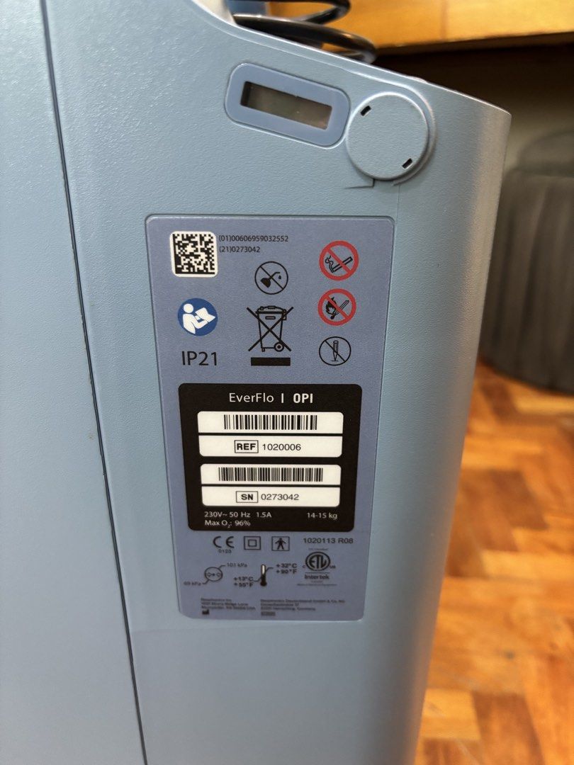 PHILIPS RESPIRONICS Ever flo - OXYGEN CONCENTRATOR by Respironics (Category: Other Assistive Aids) located in Taguig. Submitted by vittelina (Listing ID 1455698648, Image 2). Description: -In good working order. - Can share details of where this machine is serviced. -Convenient source of steady and accurate oxygen flow. .