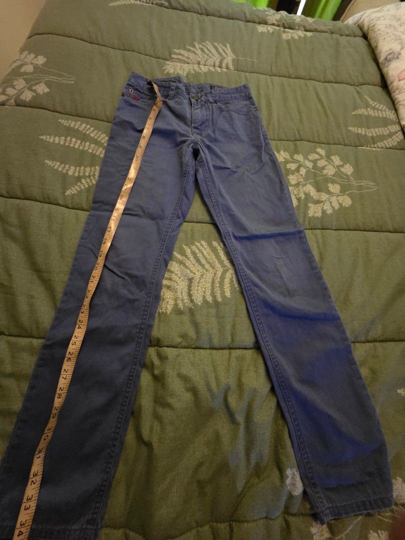 Polo Ralph Lauren Blue Pants Size 10 (Category: Babies & Kids Fashion) located in Makati City. Submitted by knickson (Listing ID 1455682048, Image 1). Description: - Brand: Polo Ralph Lauren - Color: Blue - Size: 10 - Waist: Approx. 30 inches - Inseam: Approx. 32 inches - Perfect for everyday wear - Feel free to ask any questions!.