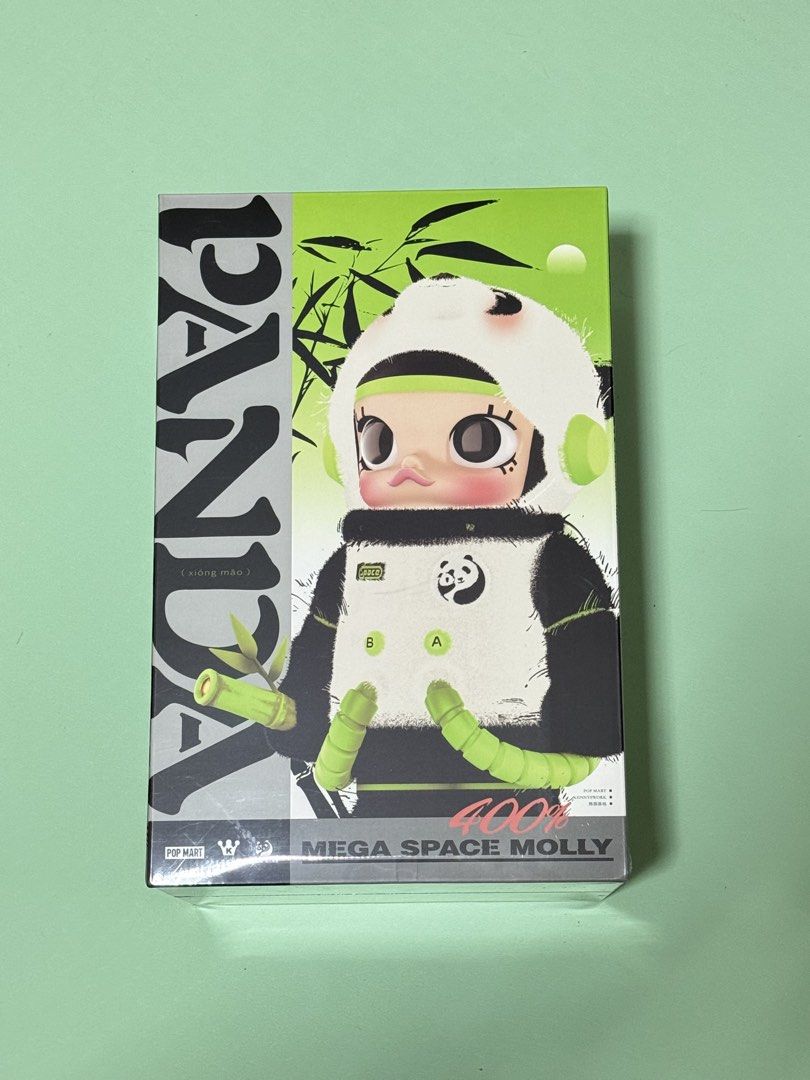 POP MART MEGA SPACE MOLLY Panda 400% (Category: Designer & Blind Box Toys) located in Paranaque City. Submitted by gaftumar (Listing ID 1455689097, Image 1). Description: - MEGA SPACE MOLLY 400% Panda Edition - Authentic POP MART product - Comes in original, unopened packaging - Ideal for collectors and fans of Molly - Adorable panda design.