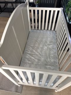 (Category: ) located in . Submitted by mama1437 (Listing ID 1455749161, Image 1). Description: .