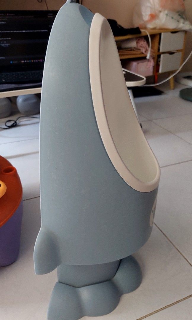 Potty and Urinal Trainer (Category: Baby Toiletries & Grooming) located in Rizal. Submitted by maryjoygabriola06-54309 (Listing ID 1455777512, Image 3). Description: Brand new potty and urinal trainer for sale! Potty has never been used. Urinal used gor a while then stored. The price is only ₱350. Condition: Brand new (never used) Price: ₱350 Type: Potty and urinal trainer set Location: Portobello Homes, San Mateo Rizal.